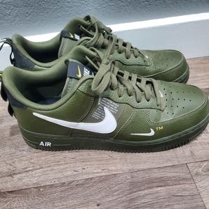 Nike Air Force 1 07 LV8 Utility Olive - 11.5